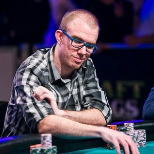 Thomas Kearney Leads Final 27 in 20`15 WSOP Main Event